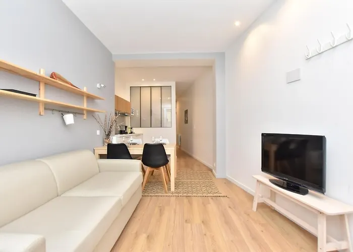 Charming 4p - Batignolles Lägenhet