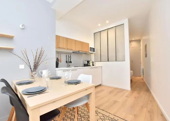 Charming 4p - Batignolles Lägenhet