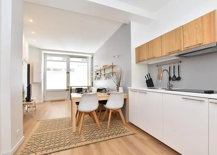 Charming 4p - Batignolles Lägenhet