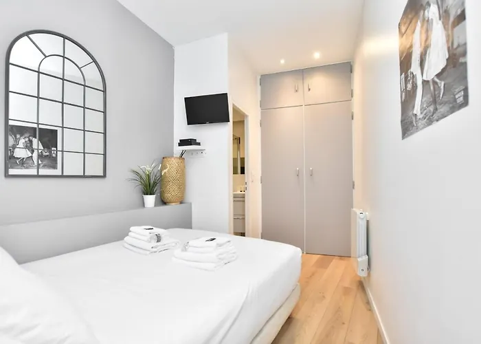 Charming 4p - Batignolles Lägenhet